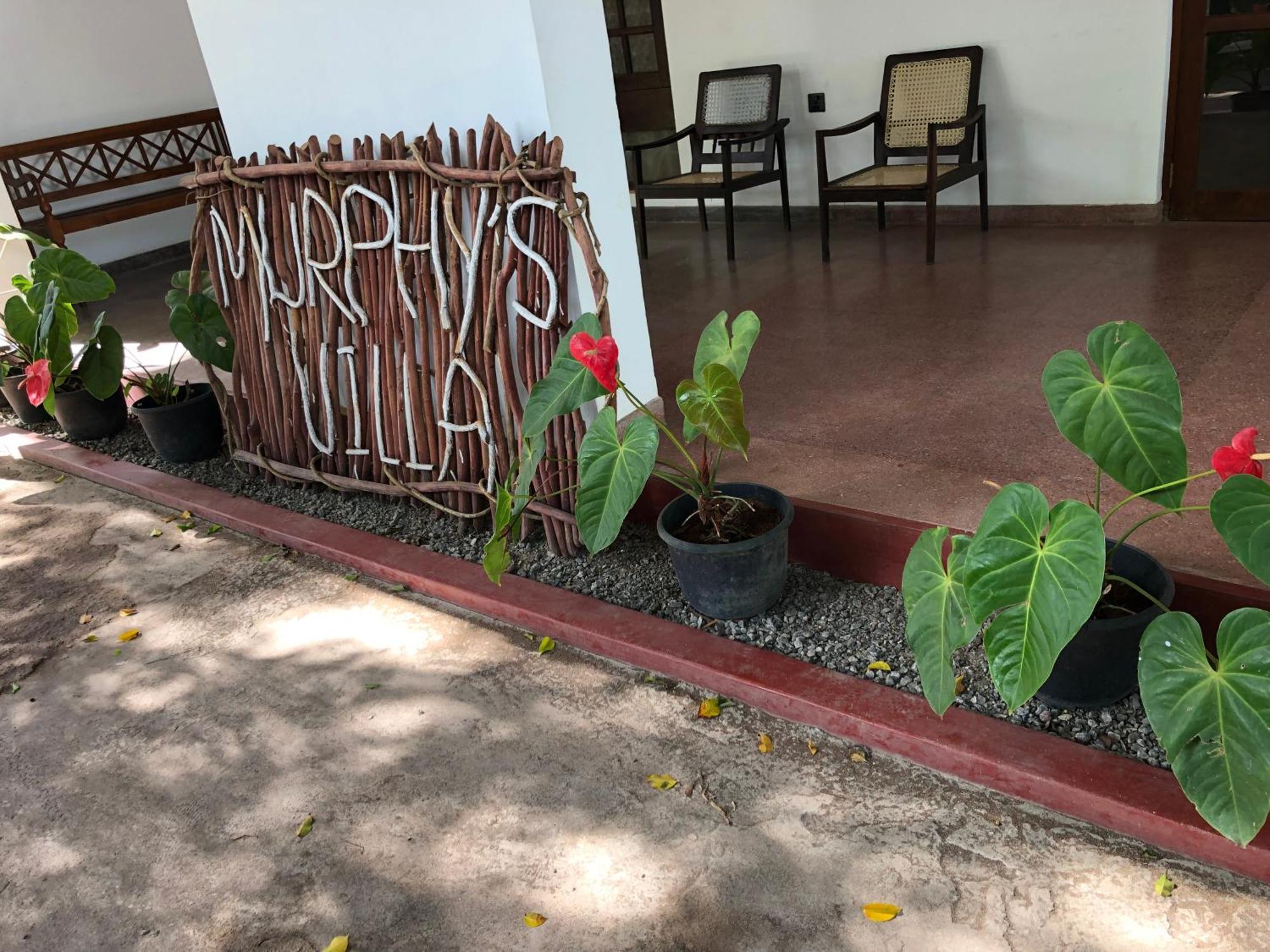 Murphy'S Villa Katunayake Exterior photo